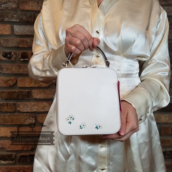 KATE SPADE x Disney Daisy Tigger Winnie the Pooh Tiger Crossbody Bag Purse NWT - Picture 4 of 11